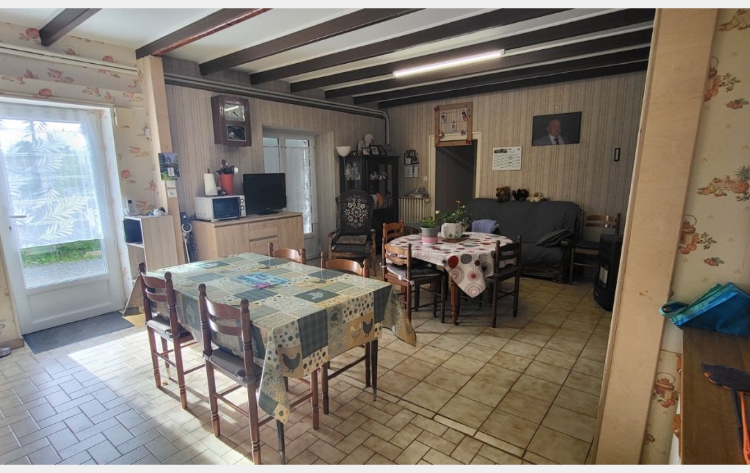 Annonces CAYENNE : Maison / Villa | SAINT-HILAIRE-DES-LOGES (85240) | 70 m2 | 108 000 € 